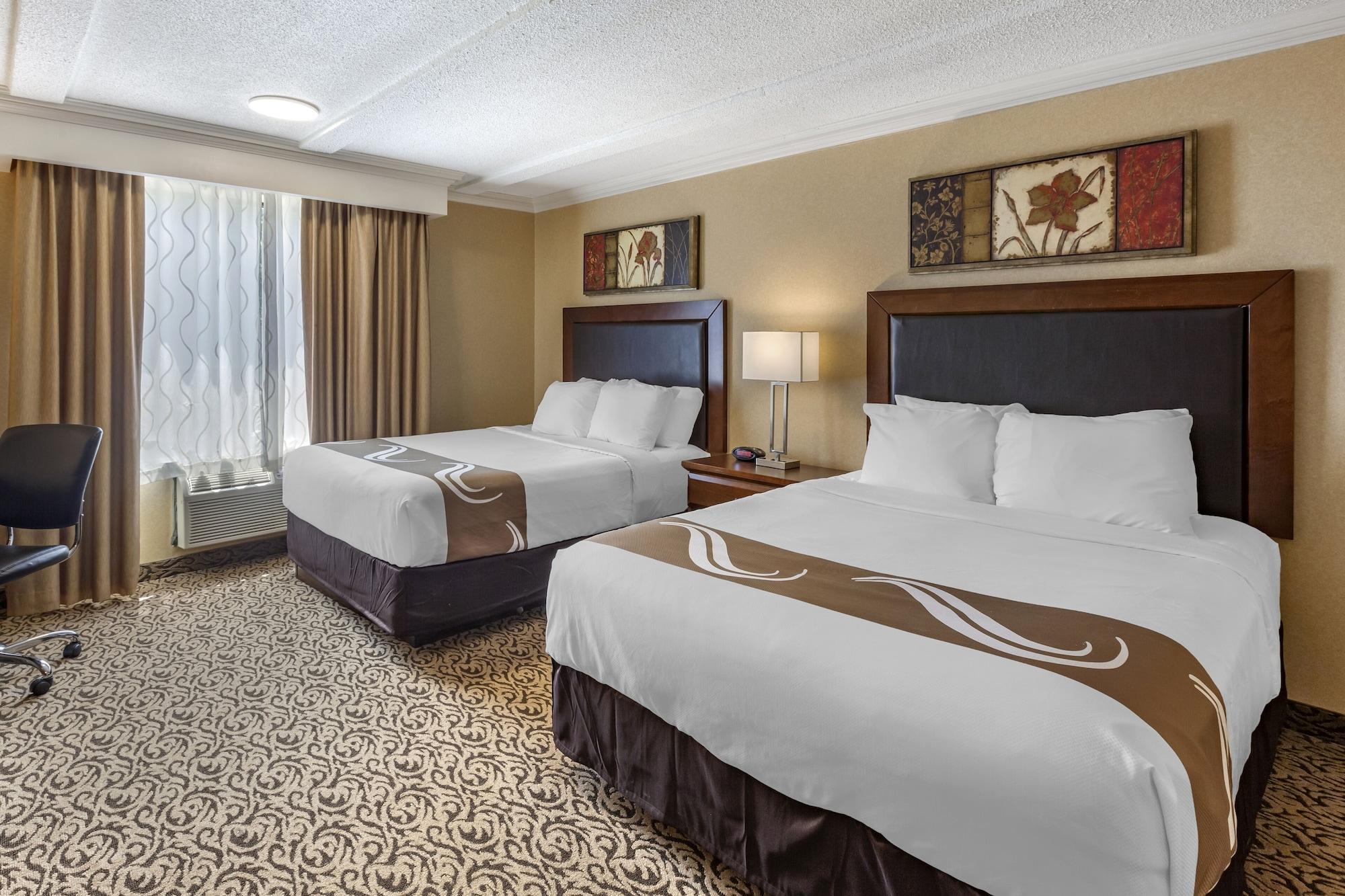 Quality Inn & Conference Centre Midland Extérieur photo