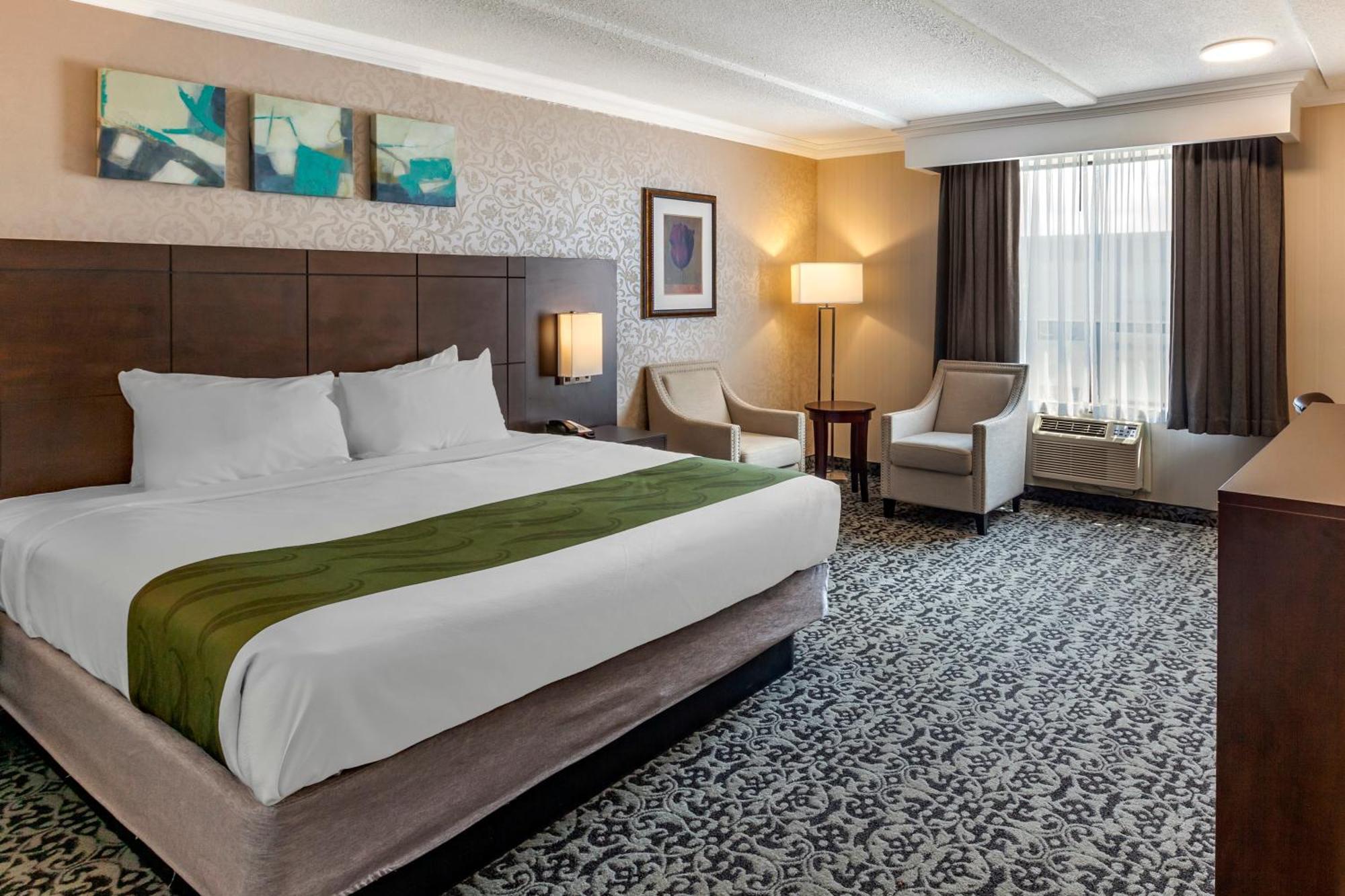Quality Inn & Conference Centre Midland Extérieur photo
